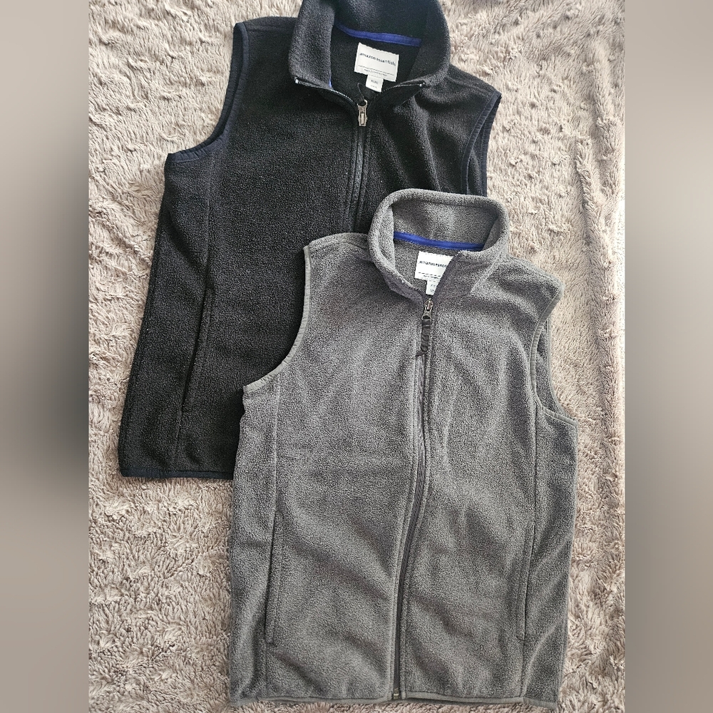 2 Amazon Essentials Kids Fleece Vests - Black and Gray